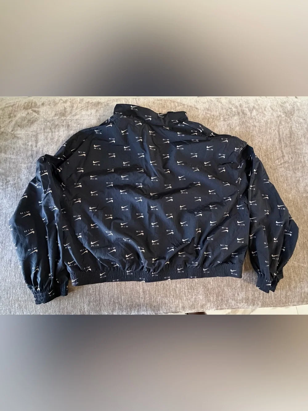 Nike Air Women’s Woven Tracksuit Set Jacket + Jogger Pants Black/White NWT